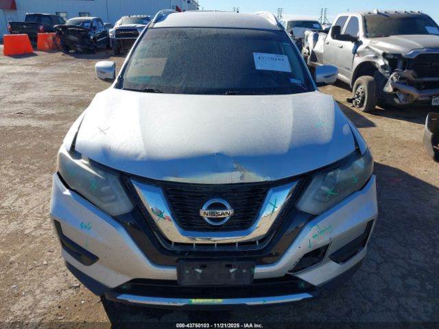 Nissan Rogue Sv Image 14