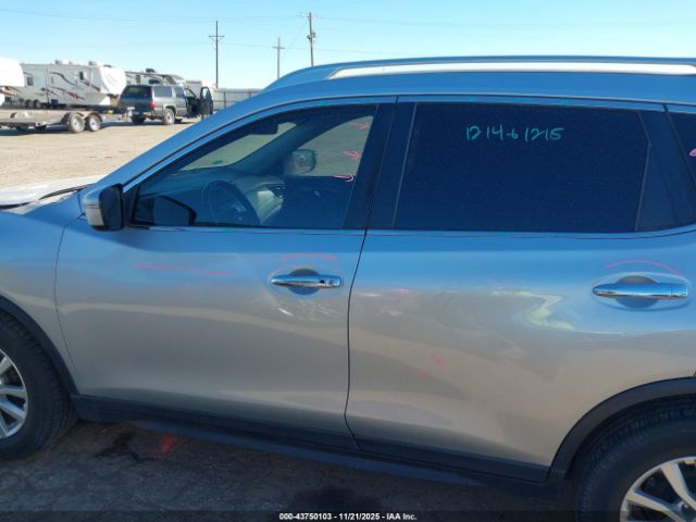 Nissan Rogue Sv Image 12