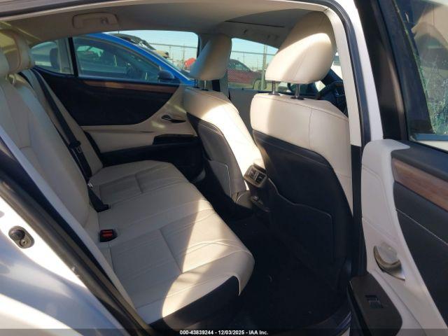 Lexus Es Luxury Image 6