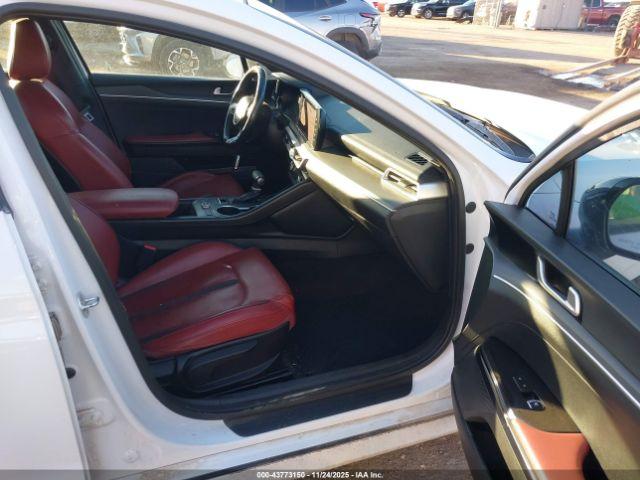 Kia K5 Gt-line Image 13