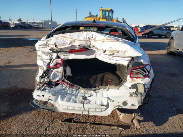 Kia K5 Gt-line Image 7