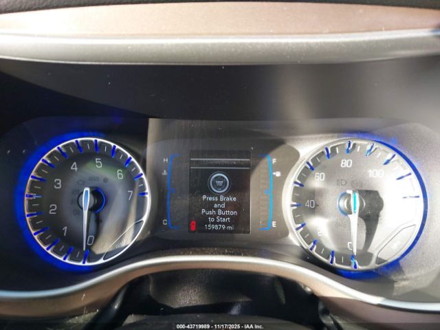 Chrysler Pacifica Touring L Image 15