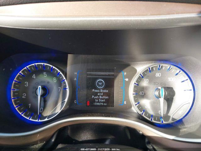 Chrysler Pacifica Touring L Image 15