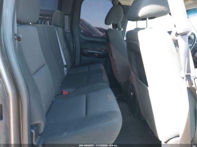 Chevrolet Silverado 1500 Lt Image 9