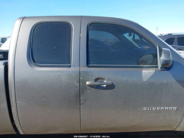 Chevrolet Silverado 1500 Lt Image 3