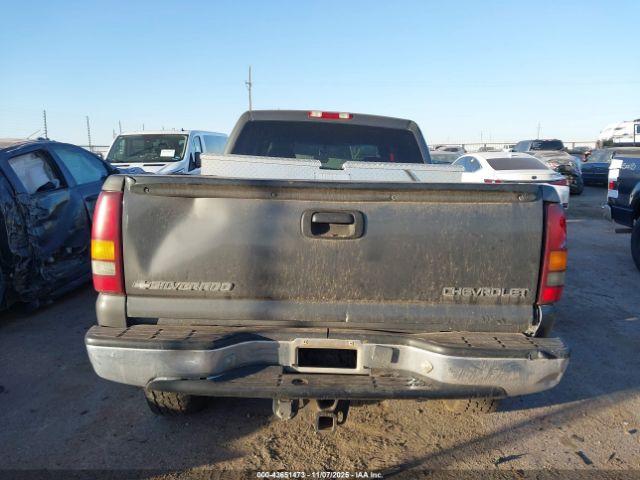 Chevrolet Silverado 1500 Ls Image 17