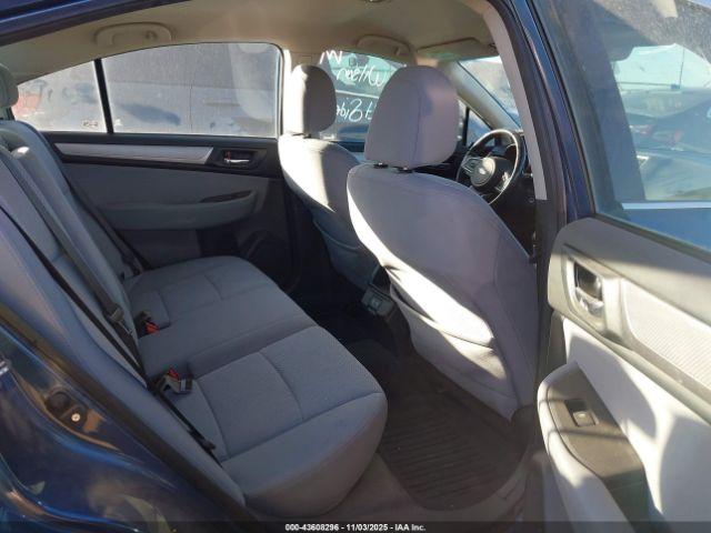 Subaru Legacy 2.5i Premium Image 16