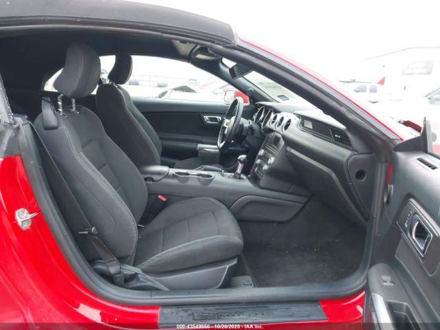 Ford Mustang V6 Image 11