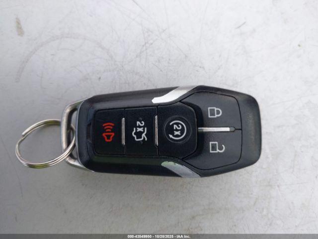 Ford Mustang V6 Image 15