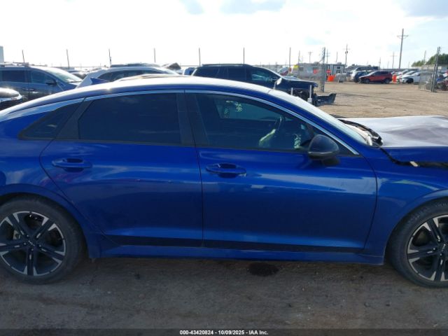 Kia K5 Gt-line Image 12