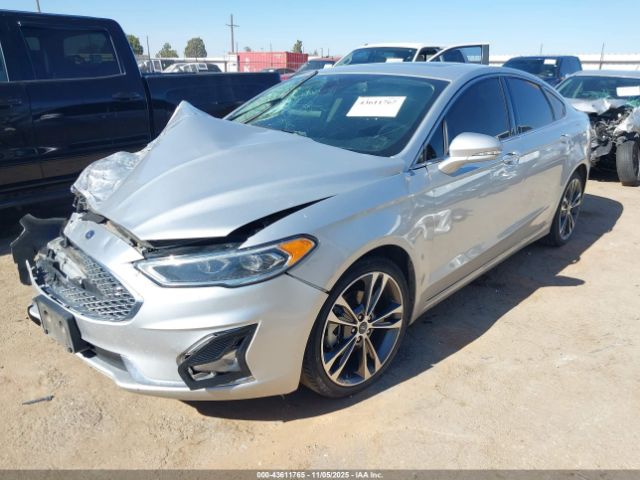 Ford Fusion Titanium Image 3