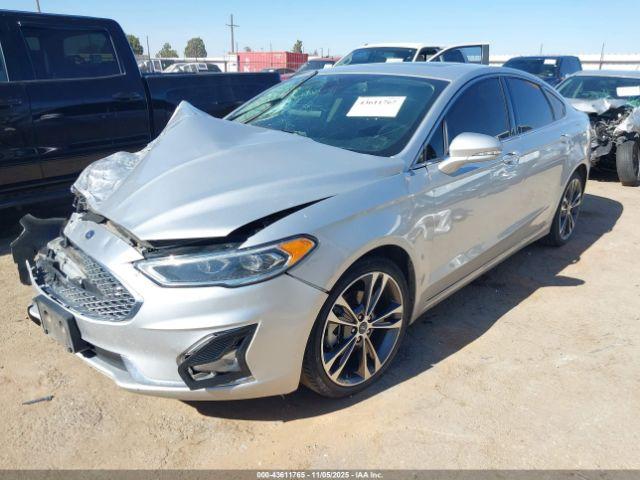 Ford Fusion Titanium Image 3