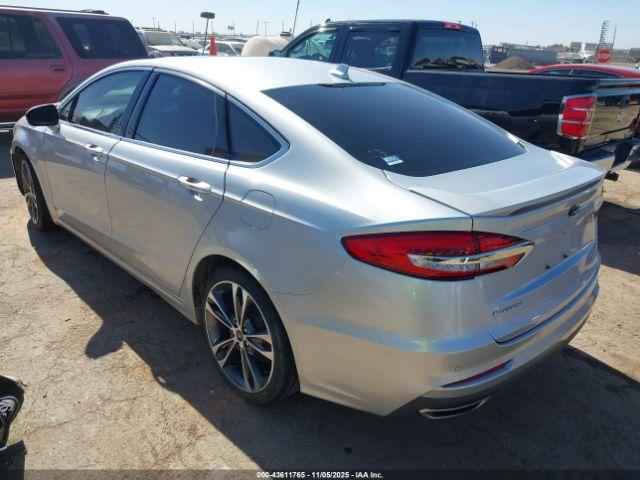 Ford Fusion Titanium Image 5
