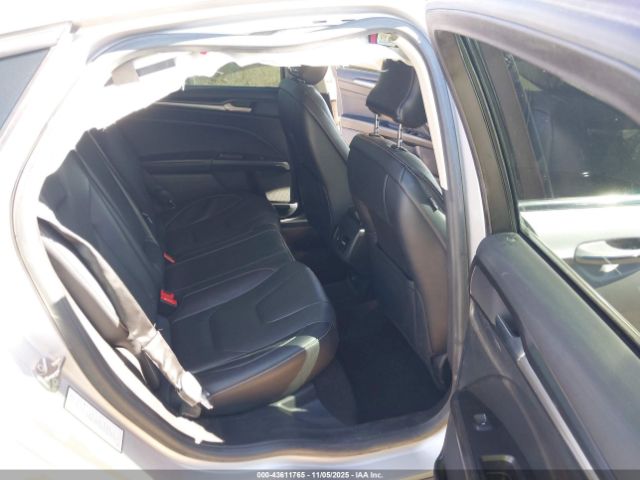 Ford Fusion Titanium Image 7