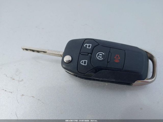 Ford Fusion Titanium Image 2