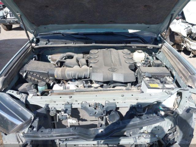 Toyota 4Runner Trd Sport Image 2