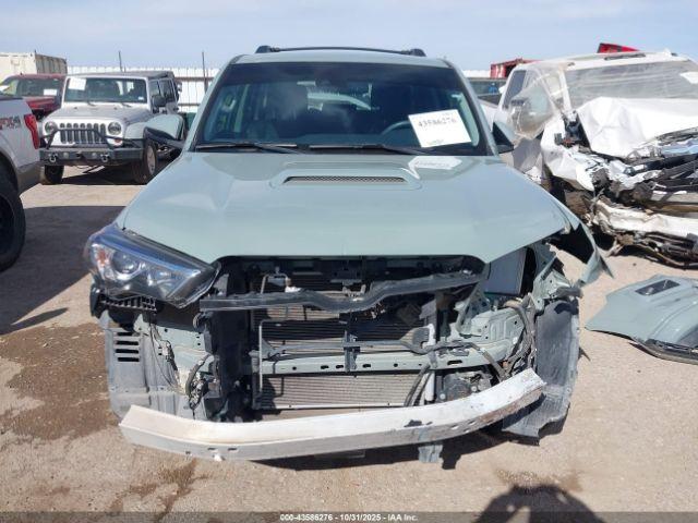 Toyota 4Runner Trd Sport Image 3