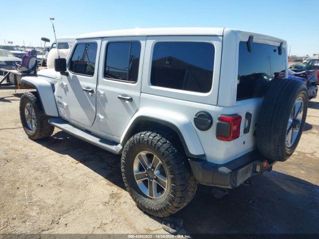 Jeep Wrangler Sahara 4x4 Image 8