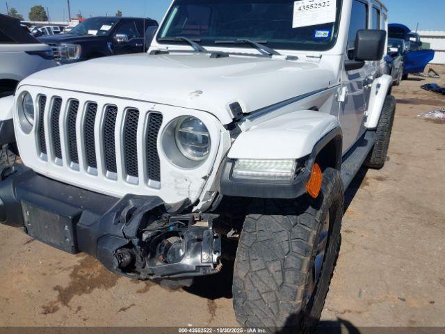 Jeep Wrangler Sahara 4x4 Image 7