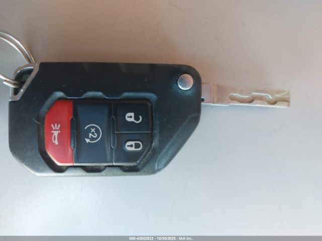 Jeep Wrangler Sahara 4x4 Image 15