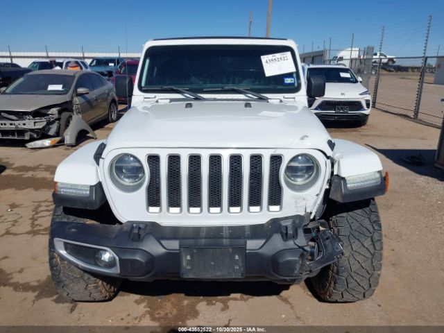 Jeep Wrangler Sahara 4x4 Image 2
