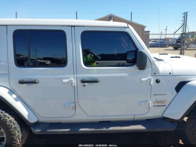 Jeep Wrangler Sahara 4x4 Image 11