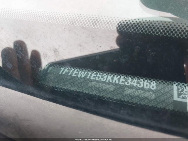 Ford F-150 Xl Image 10