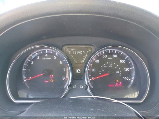 Nissan Versa 1.6 Sv Image 8