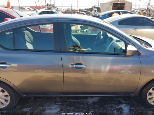 Nissan Versa 1.6 Sv Image 12