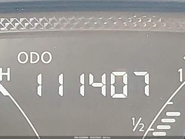 Nissan Versa 1.6 Sv Image 15