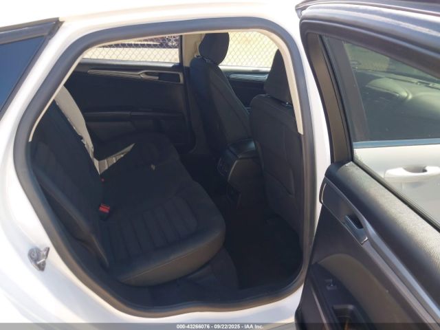 Ford Fusion Se Image 2