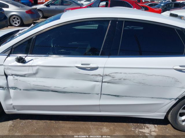 Ford Fusion Se Image 7