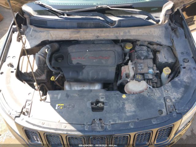 Jeep Compass Altitude Fwd Image 8