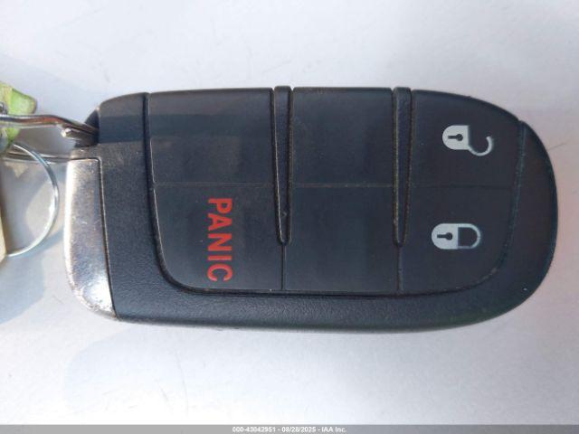 Jeep Compass Altitude Fwd Image 12