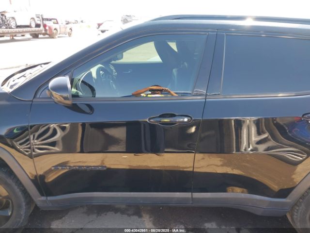 Jeep Compass Altitude Fwd Image 10