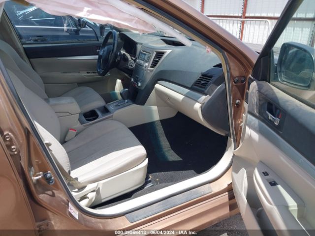 Subaru Legacy 2.5i Premium Image 3