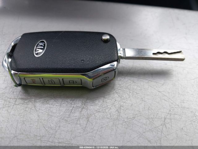 Kia Forte Lxs Image 12