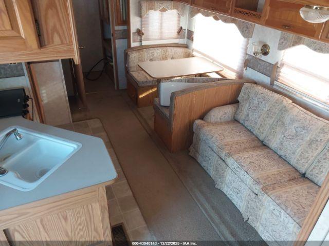 Keystone Cougar 281efs Image 4