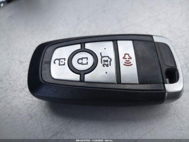 Ford Mustang V6 Image 9