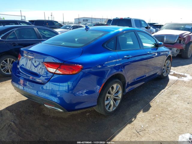 Chrysler 200 S Image 4