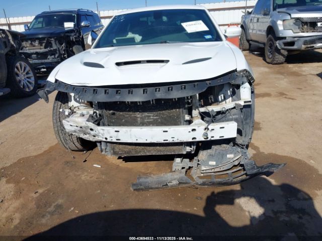 Dodge Charger Image 9