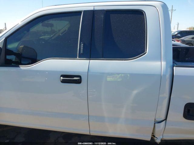 Ford F-250 Xlt Image 13