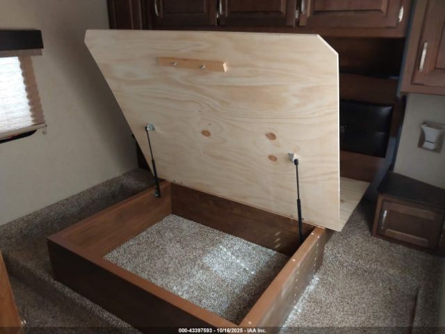 Grand Design Reflection M-31mb Image 6