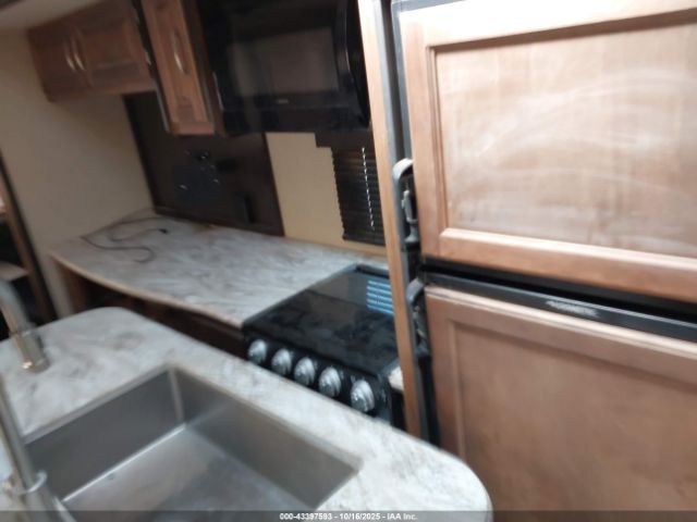 Grand Design Reflection M-31mb Image 7