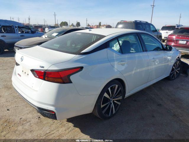 Nissan Altima Sr Fwd Image 8