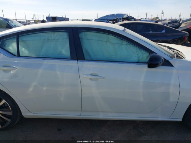 Nissan Altima Sr Fwd Image 5