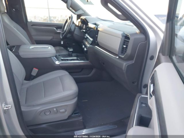 GMC Sierra 1500 2wd  Short Box Slt Image 12