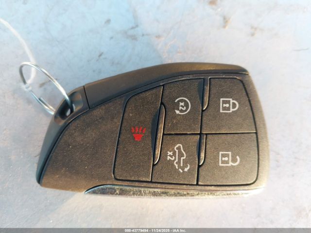 GMC Sierra 1500 2wd  Short Box Slt Image 3