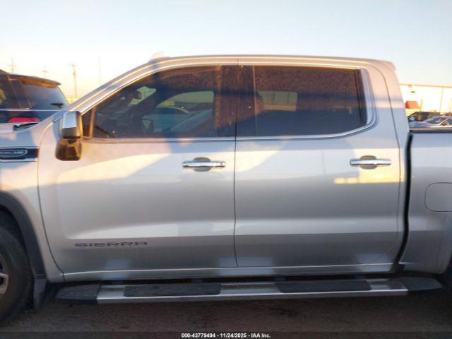 GMC Sierra 1500 2wd  Short Box Slt Image 11