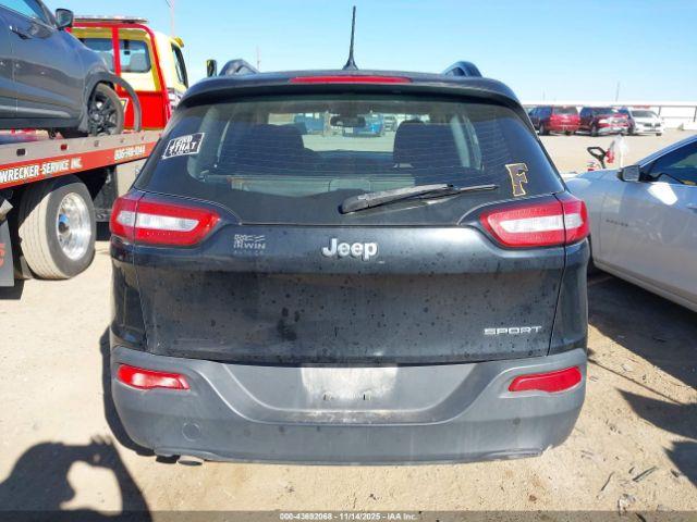 Jeep Cherokee Sport Image 10